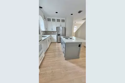 6418 Ferris Drive #3, Houston, TX 77081 - Photo 4