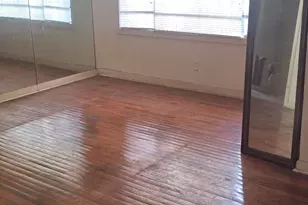8715 Berndale St, Houston, TX 77029 - Photo 6