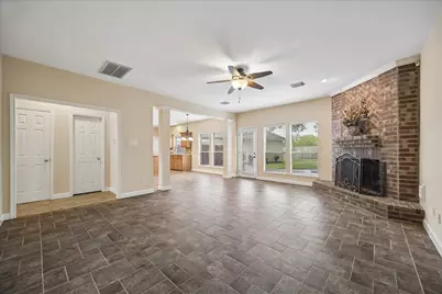 16715 Colony Terrace Drive, Sugar Land, TX 77479 - Photo 10