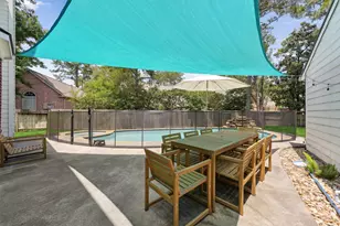 74 W Summer Storm Cir, The Woodlands, TX 77381 - Photo 24