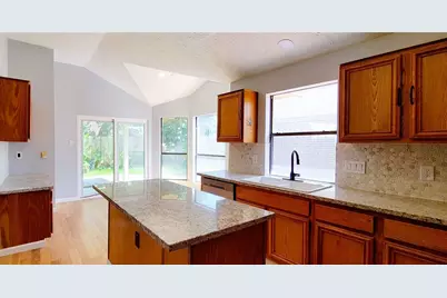 12710 Meadway Court, Houston, TX 77082 - Photo 8