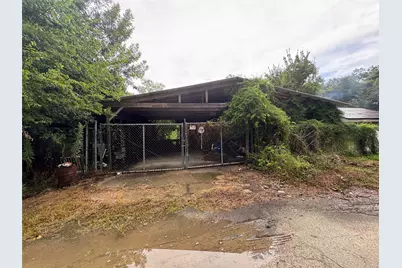 689 County Road 4019, Dayton, TX 77535 - Photo 2