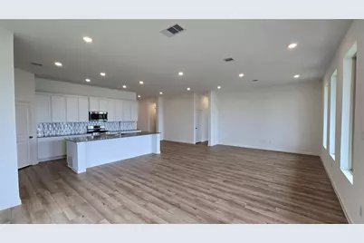 2237 Pacific Current Way, League City, TX 77573 - Photo 2