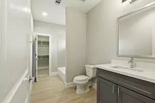 1222 Upton St, Houston, TX 77020 - Photo 10