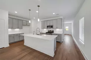 21318 Jacaranda Blossom Wy, Tomball, TX 77447 - Photo 4