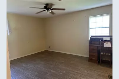 201 Heath Avenue, Madisonville, TX 77864 - Photo 26