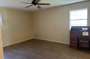 201 Heath Ave, Madisonville, TX 77864 - Photo 26