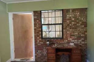 201 Heath Ave, Madisonville, TX 77864 - Photo 36