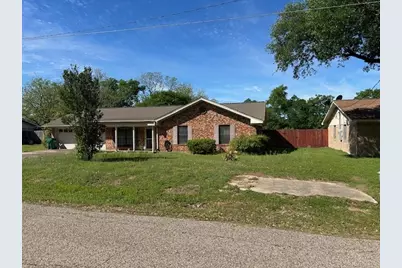 201 Heath Avenue, Madisonville, TX 77864 - Photo 4