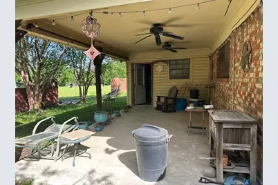 201 Heath Avenue, Madisonville, TX 77864 - Photo 10