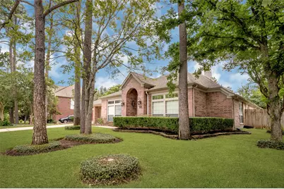 709 Hidden Woods Lane, Friendswood, TX 77546 - Photo 1
