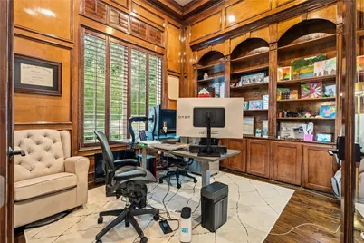 118 N Shawnee Ridge Circle, The Woodlands, TX 77382 - Photo 6