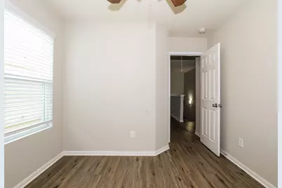 16738 N Gull Drive, Conroe, TX 77385 - Photo 12