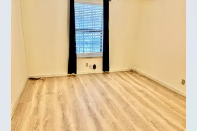 606 Marshall Street #B36, Houston, TX 77006 - Photo 14