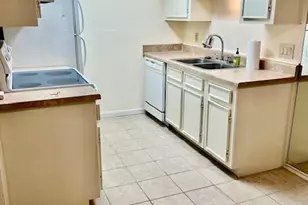 606 Marshall St, Houston, TX 77006 - Photo 6