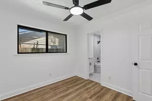 9238 Friendship Rd, Houston, TX 77080 - Photo 14