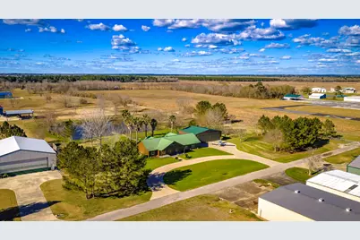 165 Taxiway Drive, Livingston, TX 77351 - Photo 32