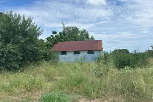 189 Goff St, Goliad, TX 77963 - Photo 6