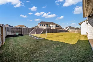 21102 Chelton Bch Dr, Cypress, TX 77433 - Photo 34
