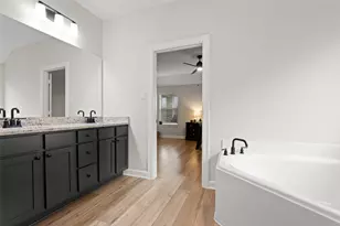 13717 Gaff Rig Dr, Texas City, TX 77510 - Photo 18