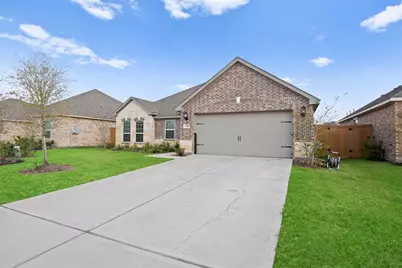 13717 Gaff Rig Drive, Texas City, TX 77510 - Photo 2