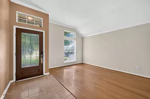 17303 Scotts Bluff Ct, Humble, TX 77346 - Photo 8