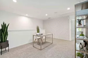 7712 Inwood Grv Ln, Houston, TX 77088 - Photo 16