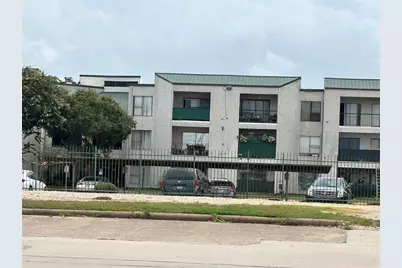 2818 S Bartell Drive #29, Houston, TX 77054 - Photo 2