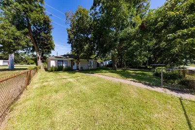 7917 N Martin Luther King Avenue, Hitchcock, TX 77563 - Photo 2