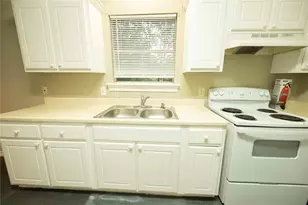 9819 Alcanterra Dr, Houston, TX 77078 - Photo 6