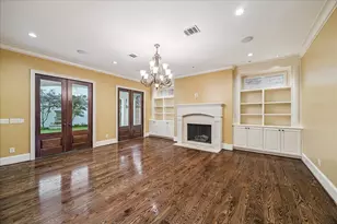1201 Barkdull St, Houston, TX 77006 - Photo 8