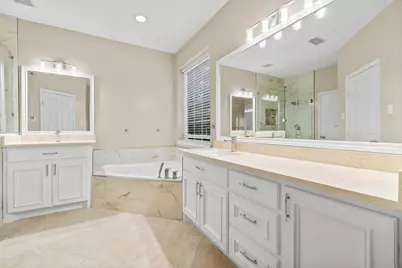 83 Terraglen Drive, The Woodlands, TX 77382 - Photo 18
