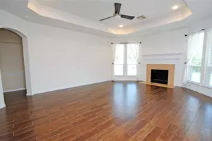910 Allisa St, Stafford, TX 77477 - Photo 8