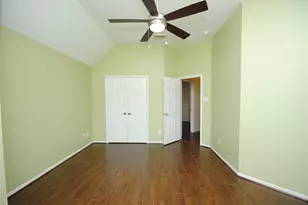 910 Allisa St, Stafford, TX 77477 - Photo 16