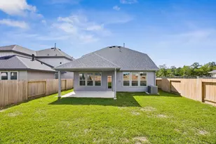 562 Ruby Bnd Ln, Montgomery, TX 77356 - Photo 32
