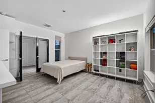 1201 Peveto St, Houston, TX 77019 - Photo 12