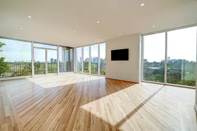 121 N Post Oak Lane #706, Houston, TX 77024 - Photo 2