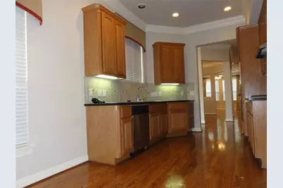 3211 Holly Crossing Drive, Houston, TX 77042 - Photo 4
