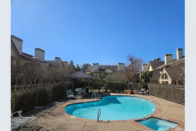 2425 Holly Hall Street #B37, Houston, TX 77054 - Photo 2