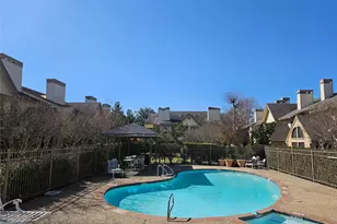 2425 Holly Hall St, Houston, TX 77054 - Photo 2