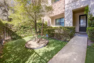 1222 W Dallas St, Houston, TX 77019 - Photo 32