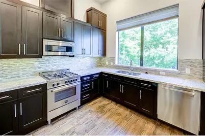 1222 W Dallas Street, Houston, TX 77019 - Photo 6