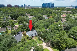 811 Thicket Ln, Houston, TX 77079 - Photo 2