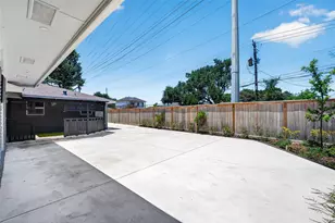 1338 Seaspray Ct, Houston, TX 77008 - Photo 48