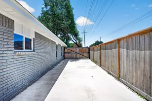 1338 Seaspray Ct, Houston, TX 77008 - Photo 48