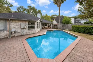 223 W New Meadows Dr, Sugar Land, TX 77479 - Photo 34