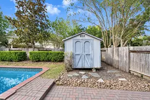 223 W New Meadows Dr, Sugar Land, TX 77479 - Photo 36