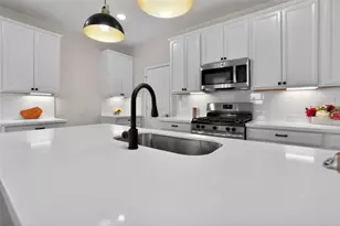 2080 Lost Timbers Dr, Conroe, TX 77304 - Photo 16