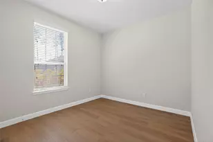 2080 Lost Timbers Dr, Conroe, TX 77304 - Photo 28