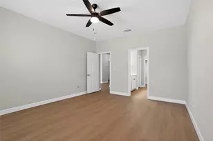 2080 Lost Timbers Dr, Conroe, TX 77304 - Photo 22